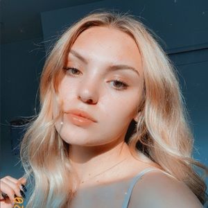 Meet your Posher, Avery